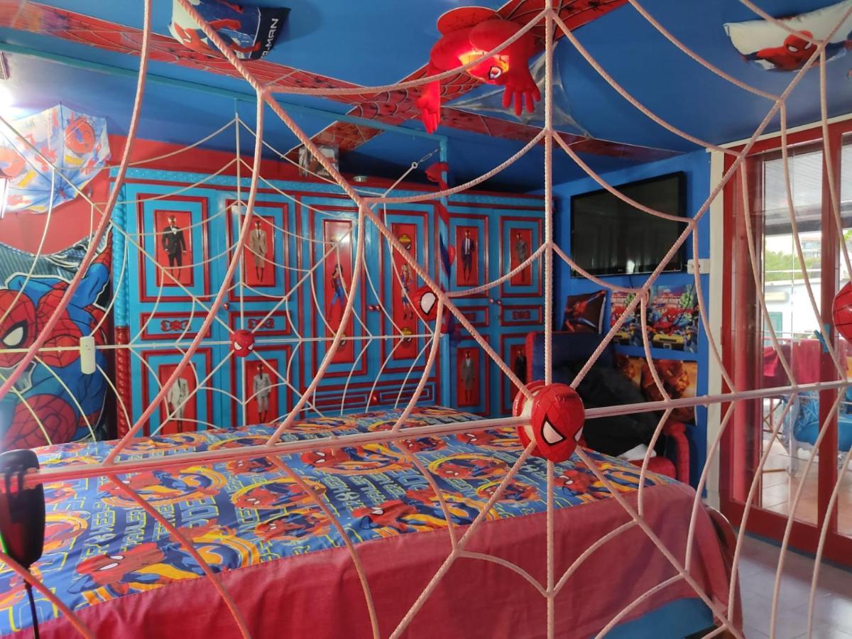 Spiderman House Hotel Catania Luaran gambar