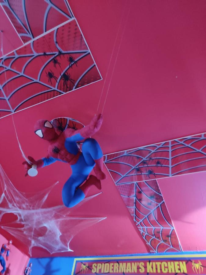 Spiderman House Hotel Catania Luaran gambar